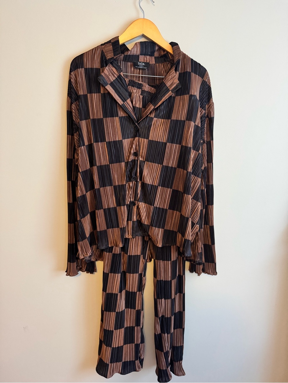 Dressed in Lala Check Long Sleeve Plissé Top & High Waist Pants large set